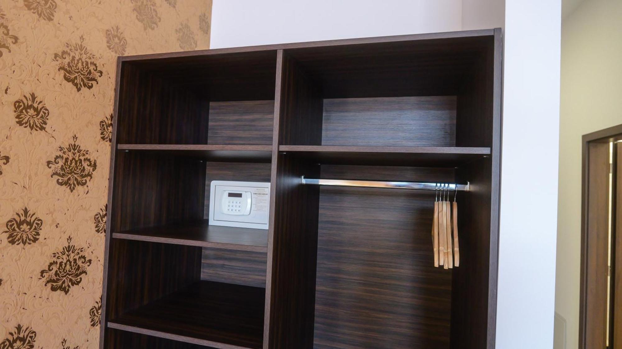Premium City Centre Bedrooms Eperjes Kültér fotó